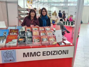 PLPL 2024 - L'editrice con la giornalista Barbara Ricciuti allo stand MMC